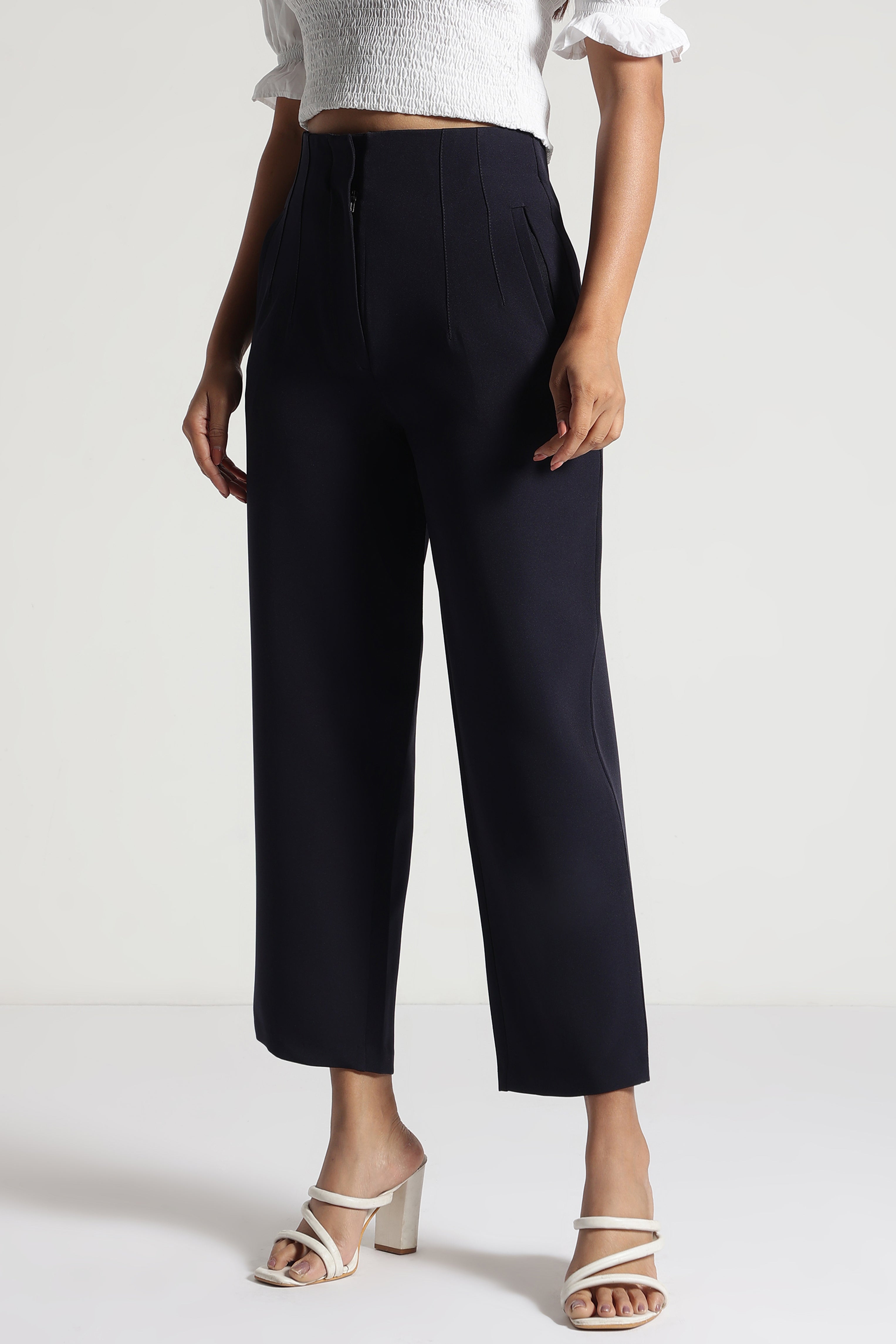 Black Textured Casual Pant